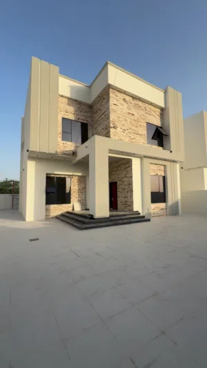 فلل بتشطيبات حديثة