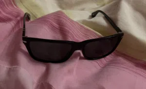نظارة شمسية بيرسول ( Persol Sunglasses) أصلية إيطالية - عدسات بولارايزد - مع العلبة