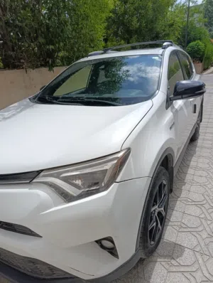 تويوتا راف فور 2018
