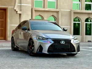 لكزس IS300 موديل 2017 ستة سلندر 3.5لتر علية كت F sport