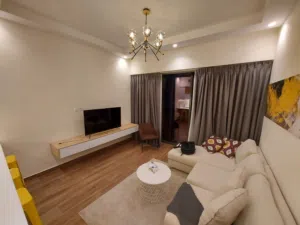شقة مفروشة مميزة للايجار في برج داماك العبدلي