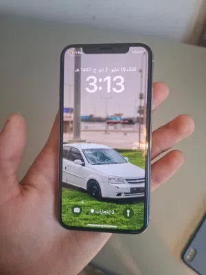 Apple iPhone XS 64 GB in Tripoli