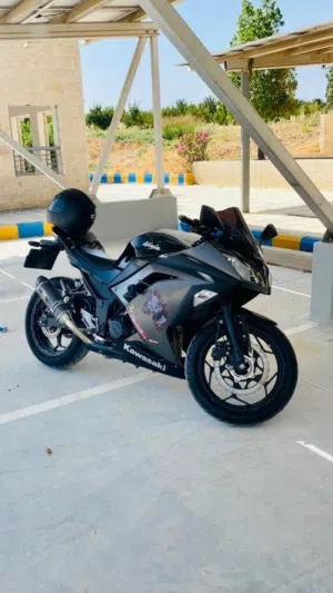 كوزاكي نينجا 300