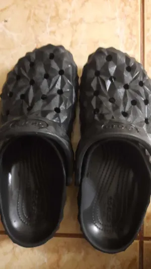 Slippers & Flip flops . Other . 40.5 . Used2