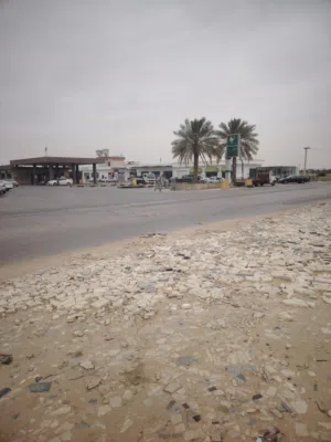 مقسمات وقطع اراضي للبيع .