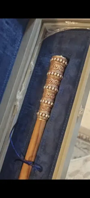 عصا العتم العماني من محل "حلية" (Hilia)