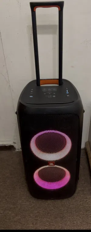 JBL partybox 210