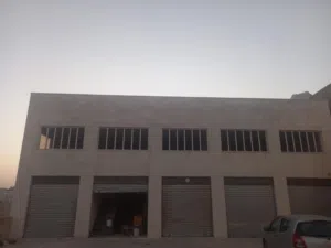 صناعي خفيف - سدة و بابين - ابو علندا - خلف طريق الحزام مباشره - مثالي للمنجدين