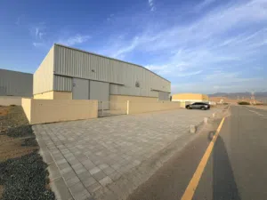 مخزن جاهز للإيجار – بوشر Warehouse / Store Ready for Rent - Bowshar