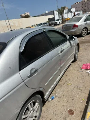Used Kia Spectra in Tripoli