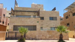 200 m2 3 Bedrooms Apartments for Sale in Aqaba Al Sakaneyeh 9