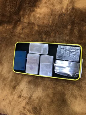 مجموعة ولاعات  zippo ورونسون  انتيكا بحاله جيده مع علبة تعبئه