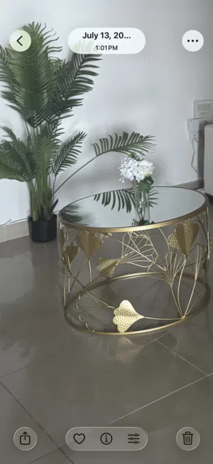 طاولة حديد
