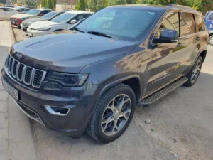Used Jeep Grand Cherokee in Amman