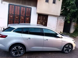 رينو ميجان 2020