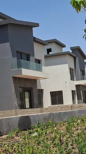 137 m2 3 Bedrooms Apartments for Sale in Cairo New Administrative Capital