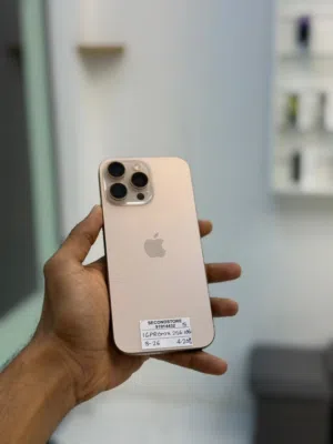 iPhone 16 Pro Max 256 GB Smooth and fine condition phone
