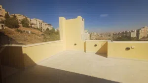 شقة فاخرة دوبلكس لم تسكن في - عبدون - غرفتين نوم بترس خارجي و موقع مميز (10987)