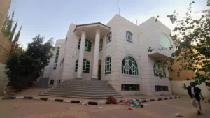 200 m2 More than 6 bedrooms Villa for Rent in Sana'a Bayt Baws