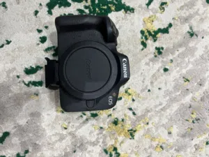 Canon cameraR50