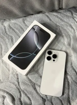 Apple iPhone 16 Pro Max 256 GB in Basra
