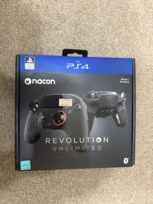 Nacon revolution Unlimited for ps4    يد احترافية بسعر مناسب ps5 pc