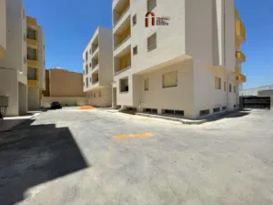 شقه للبيع طريق الاسلاك السراج