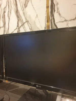 20.7" LG monitors for sale in Muscat