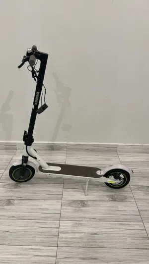 سكوتر كهربائي (سعر نهائي)