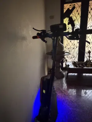 سكرتر كهرباء استعمال شهر خفيف مع شاحنه