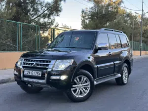 Used Mitsubishi Pajero in Amman