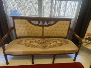 كنب انتيكة