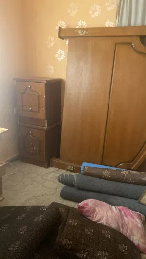 غرفة نوم كاملة مستعملة للبيع