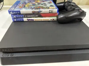 PS4 Slim 500GB + Spyro Trilogy, Driveclub & 2 Games - BHD 55