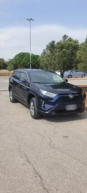 Used Toyota RAV 4 in Amman