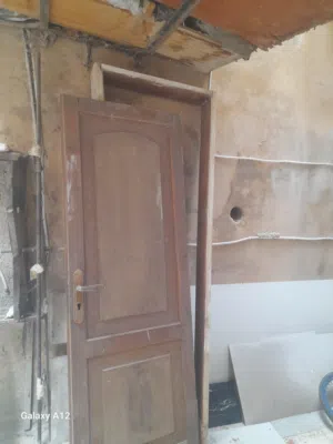 باب خشب للبيع