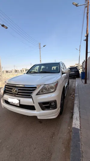 Used Lexus LX in Basra