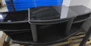 طاولة تلفزيون للبيع