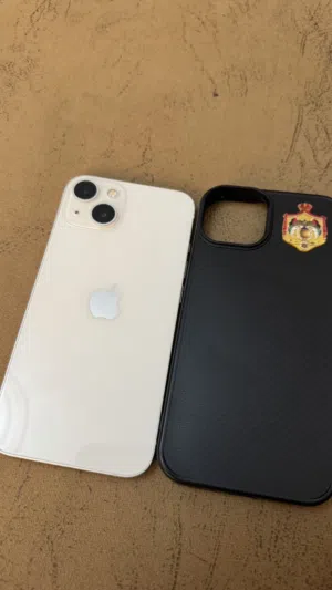 جهاز iPhone 13 بحالة ممتازه