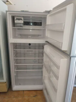 Hitchi fridge good working conditions need and clean
