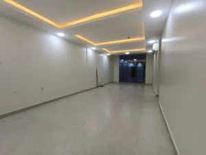 للايجار شقه كبيره شامل الكهرباء في الحد الجديدة