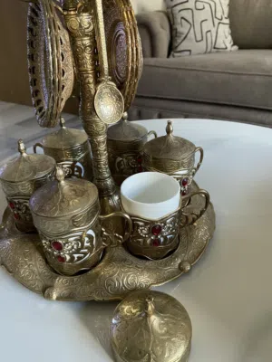طقم نحاس كامل تقيل مرصع بالخرز