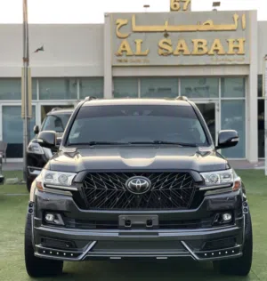 Used Toyota Land Cruiser in Sharjah