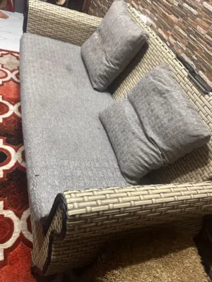 طقم راتان 7مقاعد مع طاوله حاله ممتازه