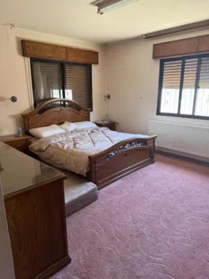 200 m2 3 Bedrooms Apartments for Rent in Irbid Al Hay Al Janooby