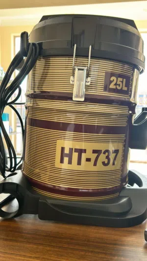 مكنسه كهربائيه جديدة