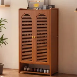 خزانة أحذية طويلة وعمودية  قطعة فخمة تنظّم أحذيتك بأسلوب راقٍ وتمنح مدخلك أو غرفة ملابسك