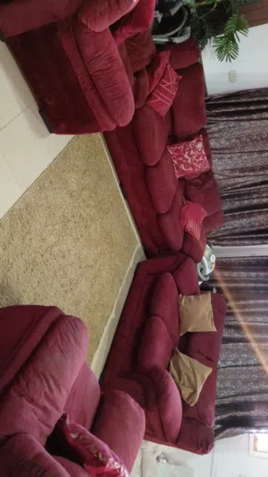 طقم كنب دب دنلوب بحاجة تنظيف للبيع