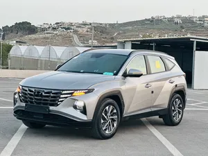 هونداي-توسان-2022-فل-بدون-فتحة-سقف-2x4-240hp-بنزين-كهرباء-haybrid-1600cc