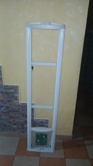 بوابات عبور معطله